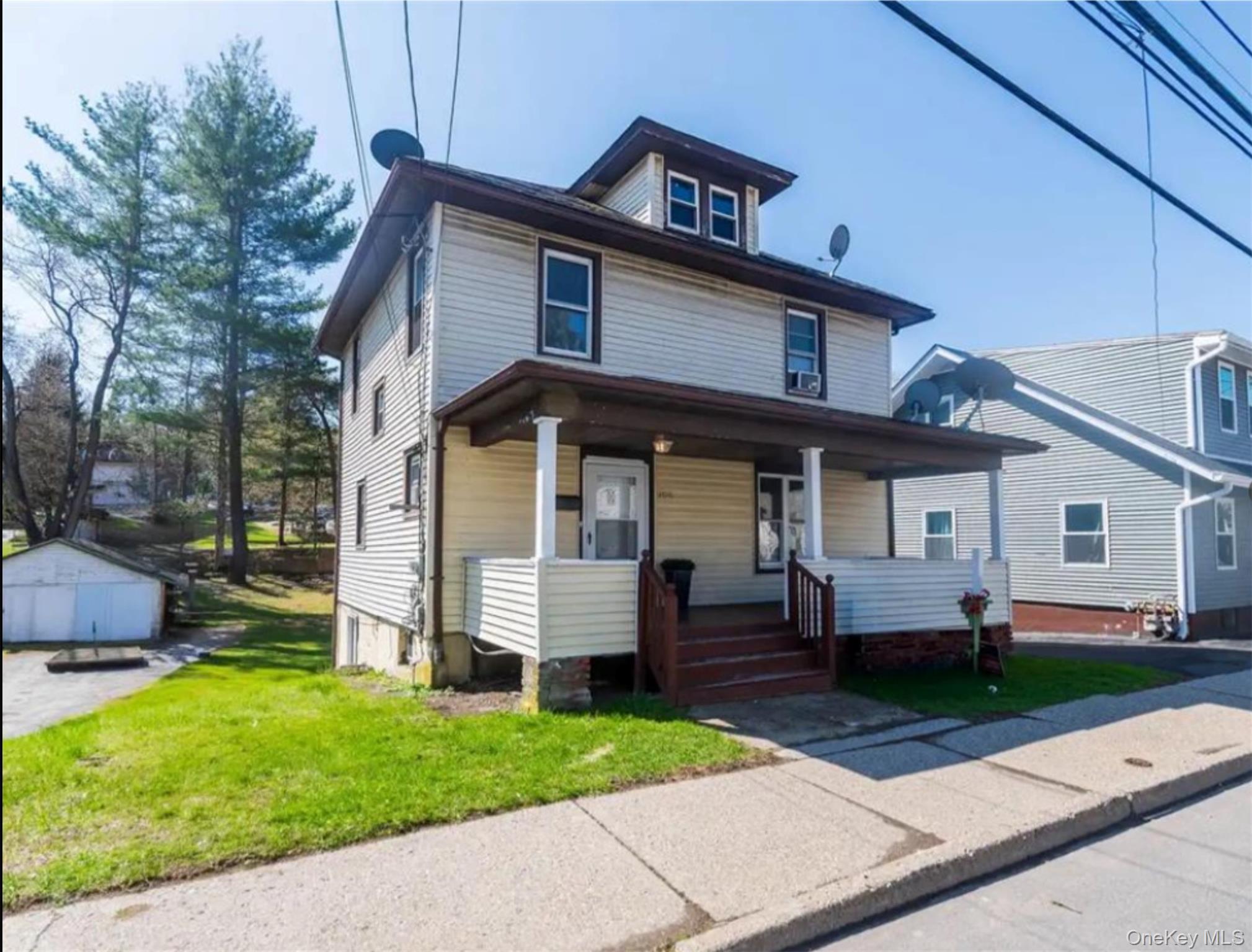206 W Main Street – For Rent photo 2