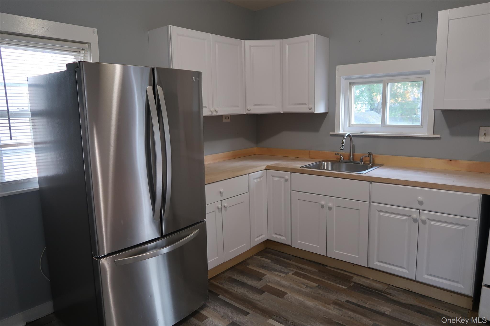 206 W Main Street – For Rent photo 5