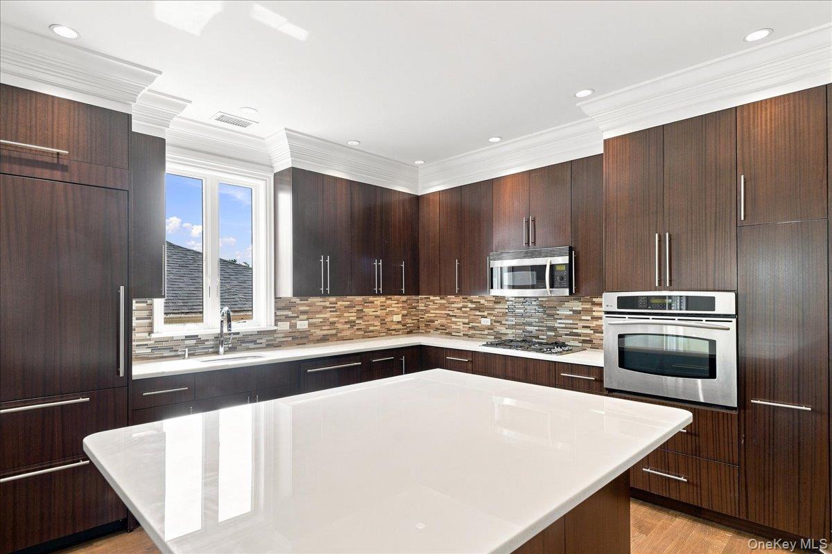 3533 Ropes Avenue – For Rent photo 4