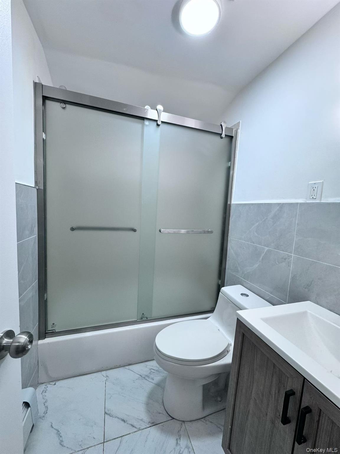 4521 Robinson Street, Unit 1 photo 7