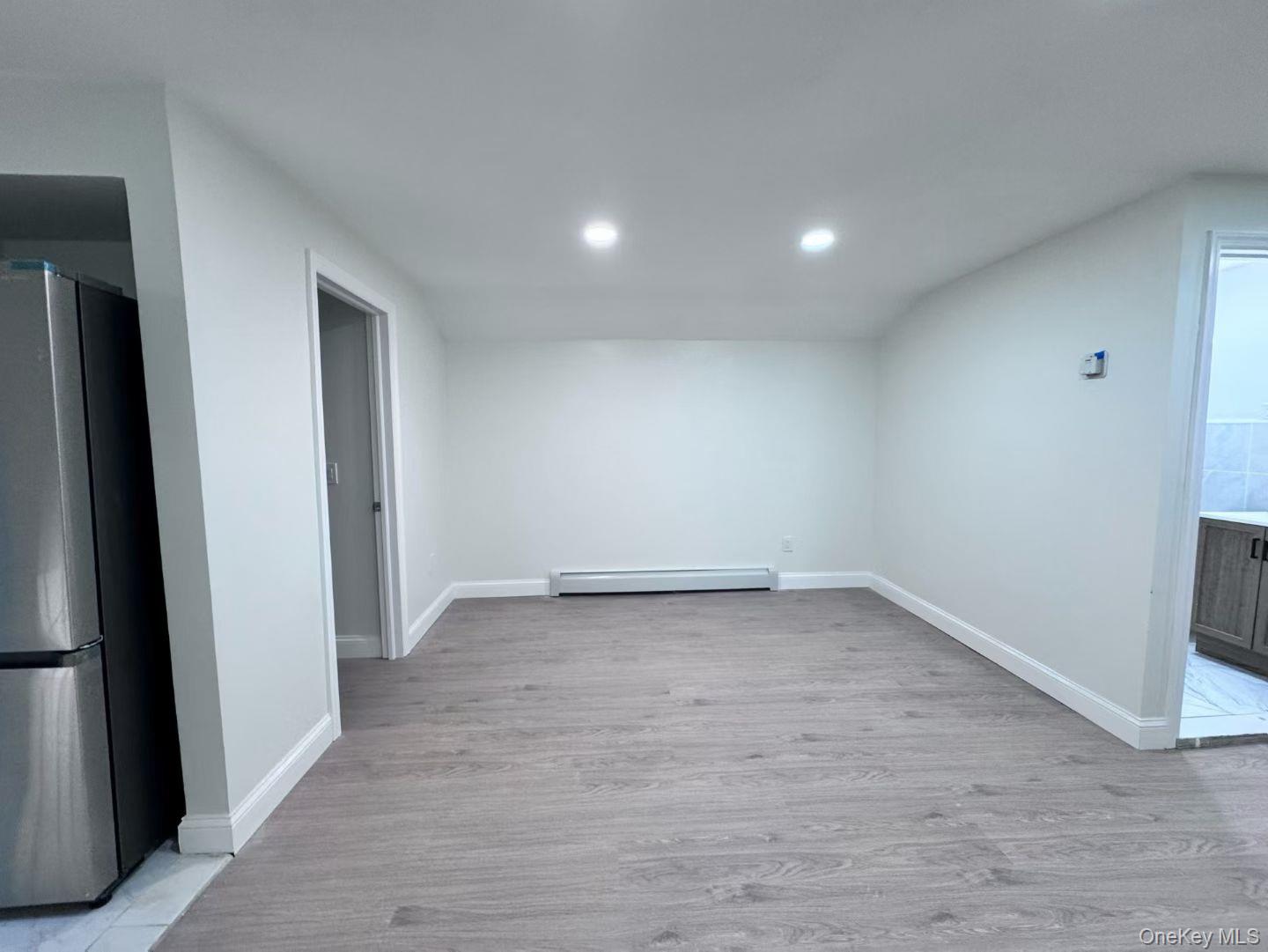 4521 Robinson Street, Unit 1 photo 4