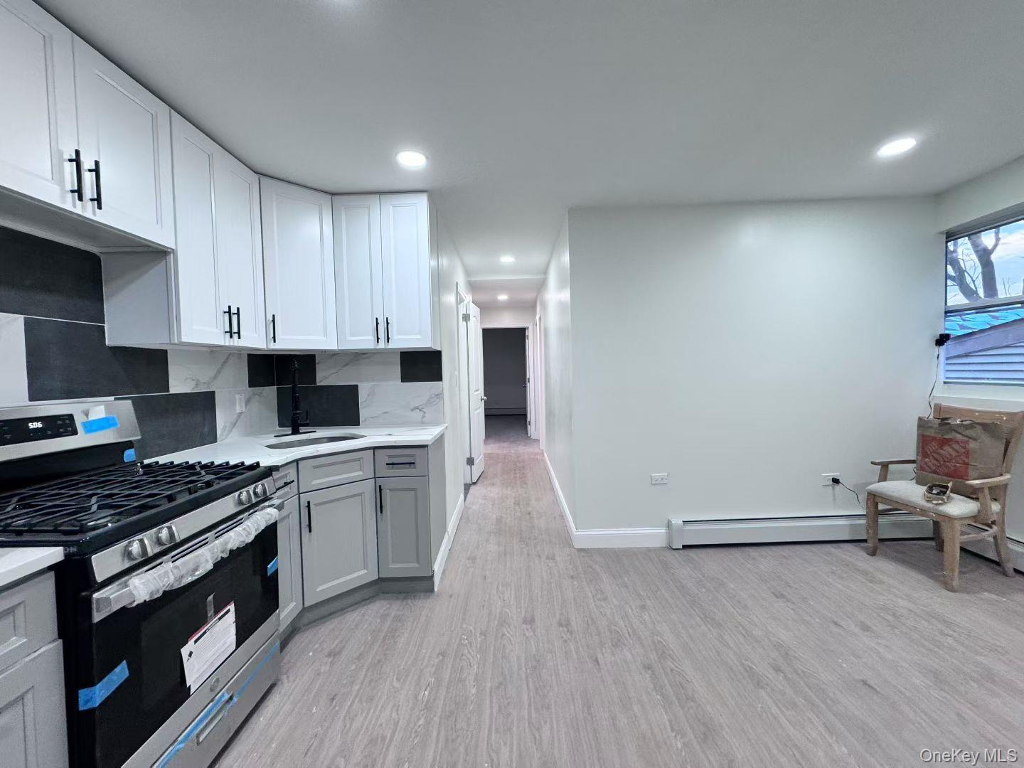 4521 Robinson Street, Unit 1 photo 5