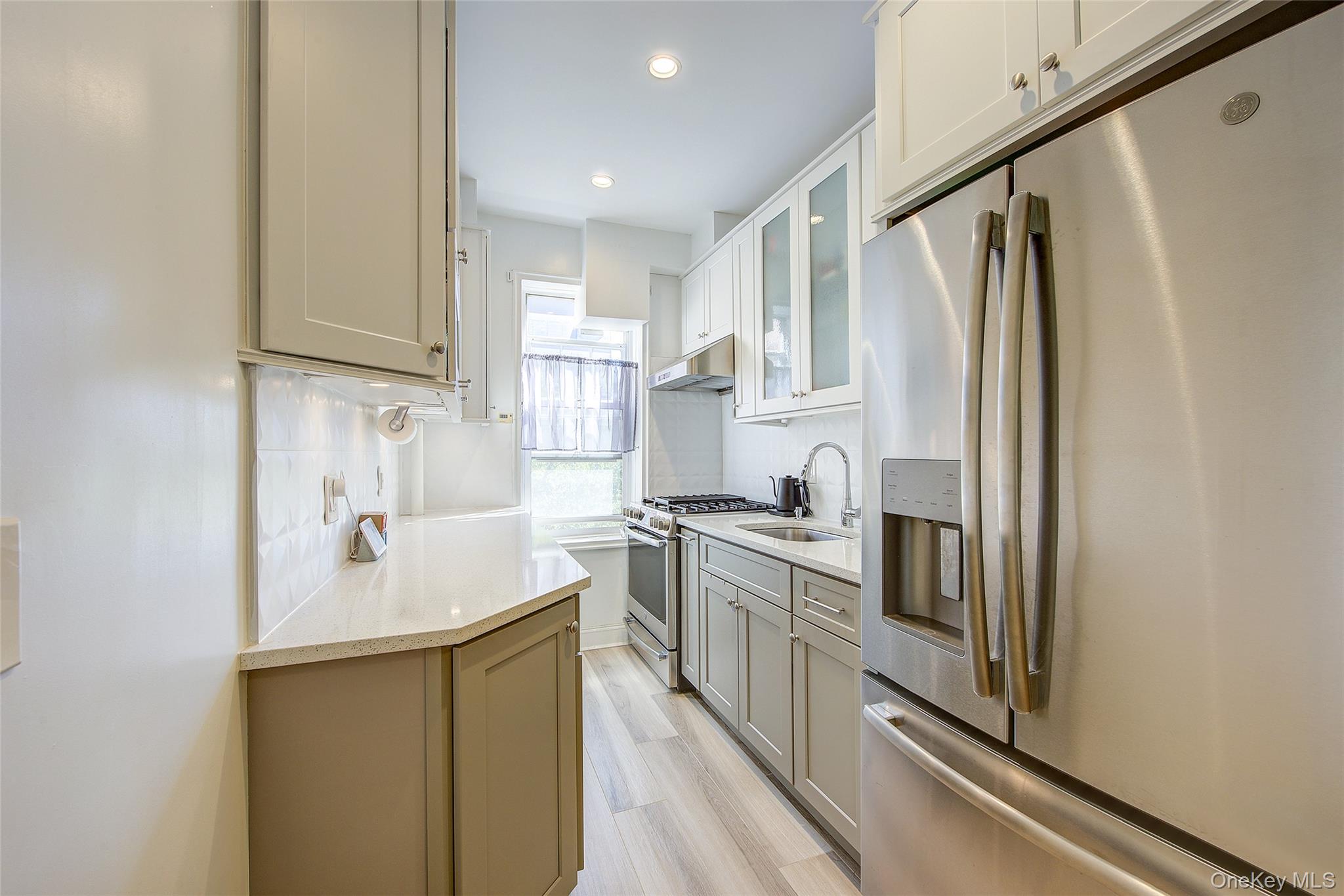 112-50 78th Avenue, Unit 5H photo 10