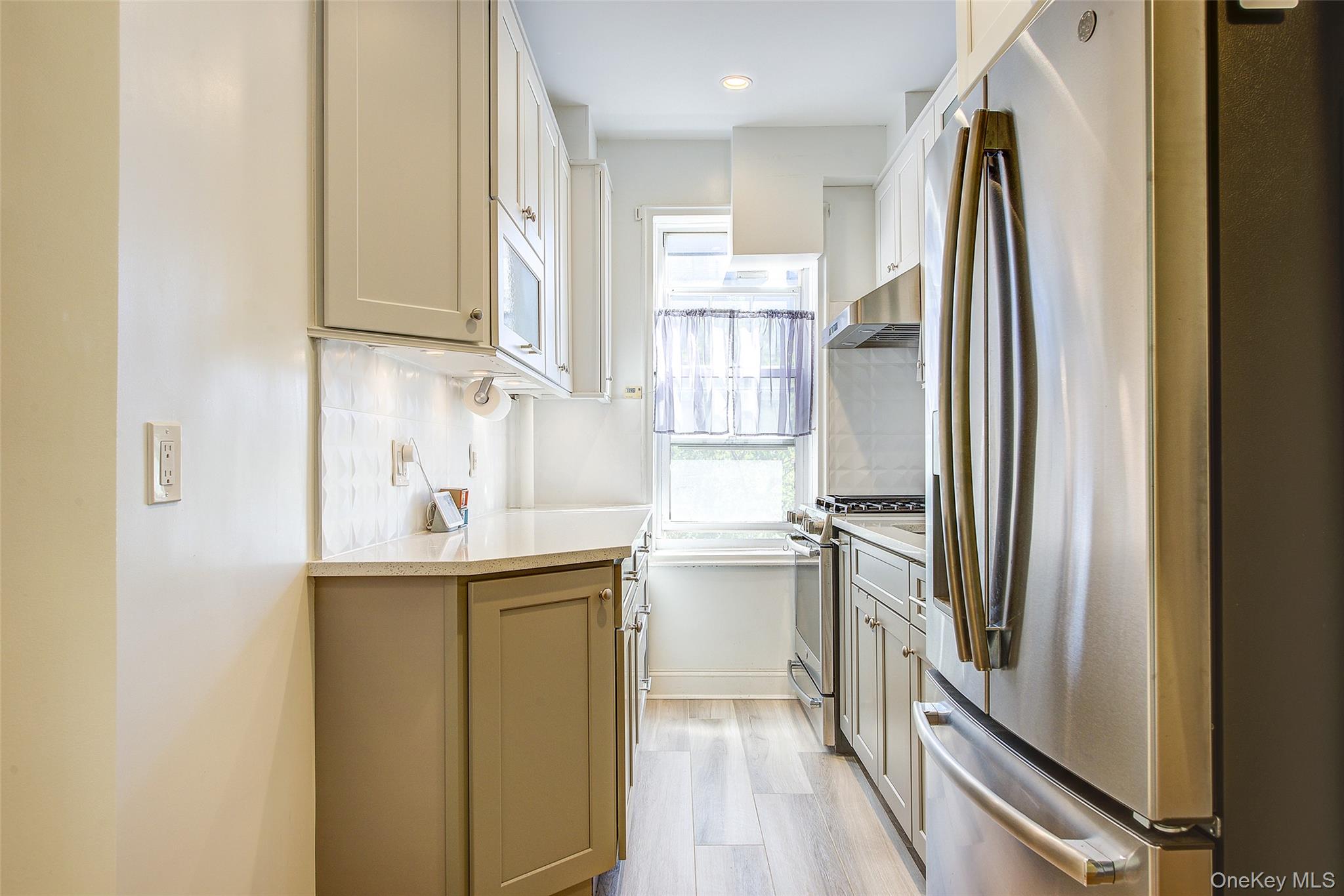 112-50 78th Avenue, Unit 5H photo 11