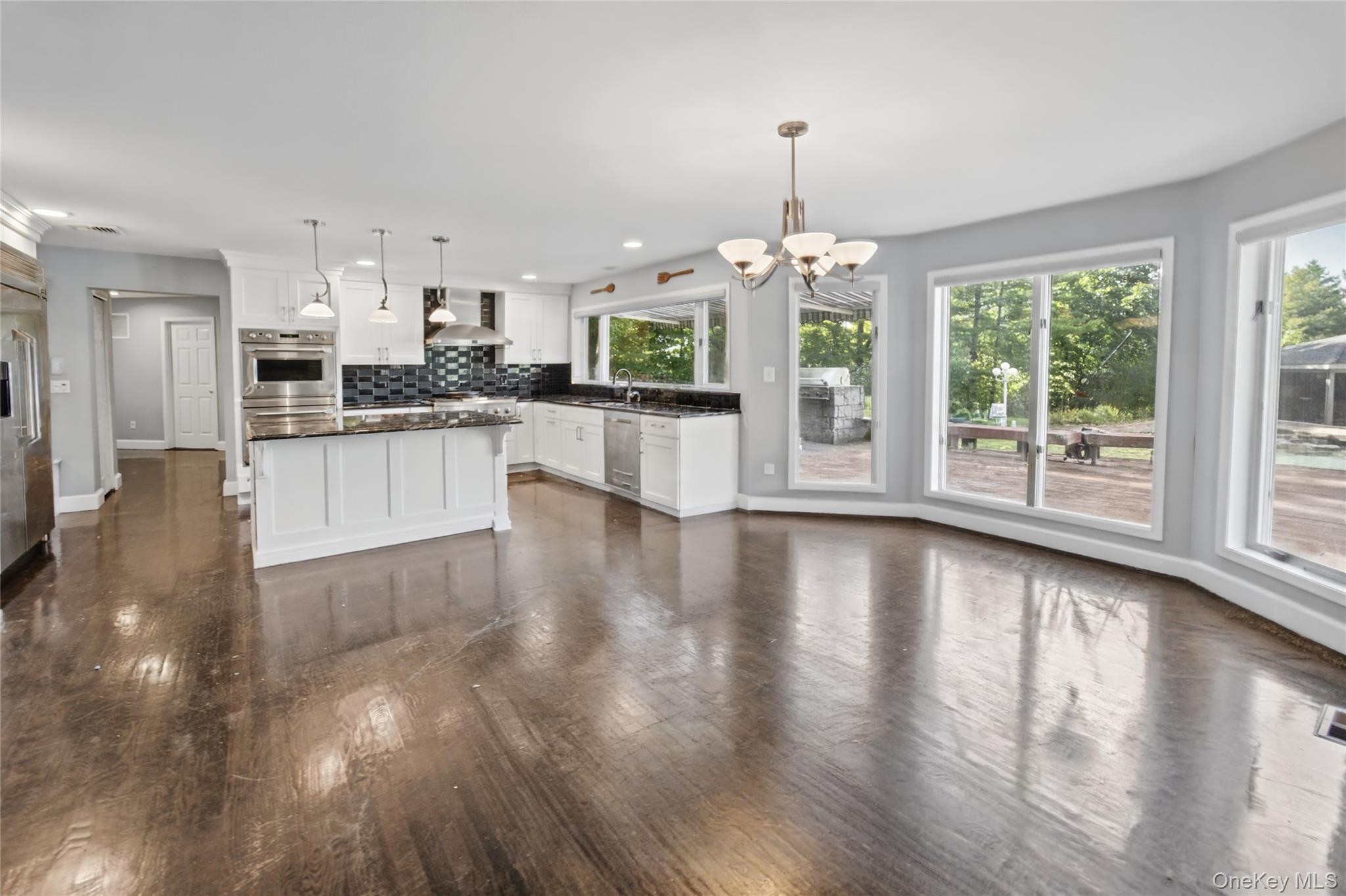 17 Scenic View Court W – For Sale photo 10