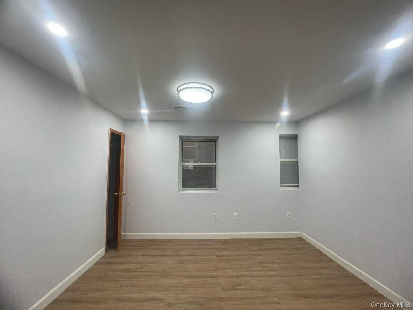 14916 Barclay Avenue – For Rent photo 2