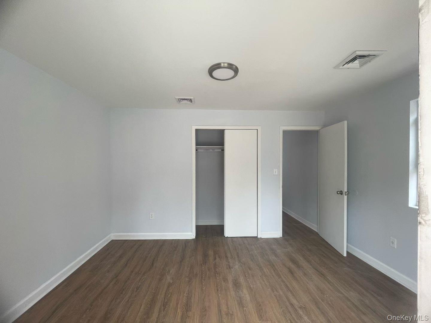 14916 Barclay Avenue – For Rent photo 6