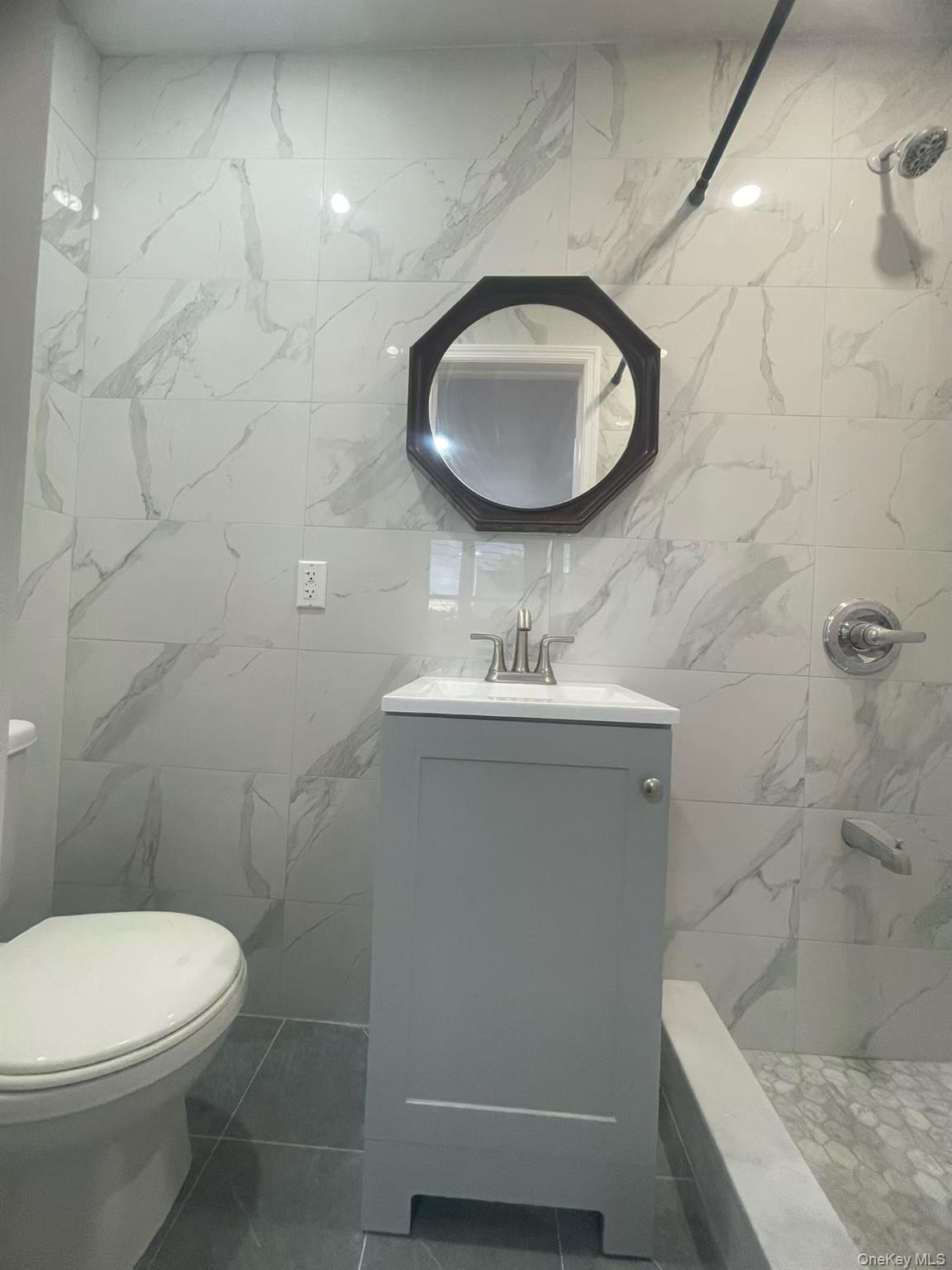 14916 Barclay Avenue – For Rent photo 7
