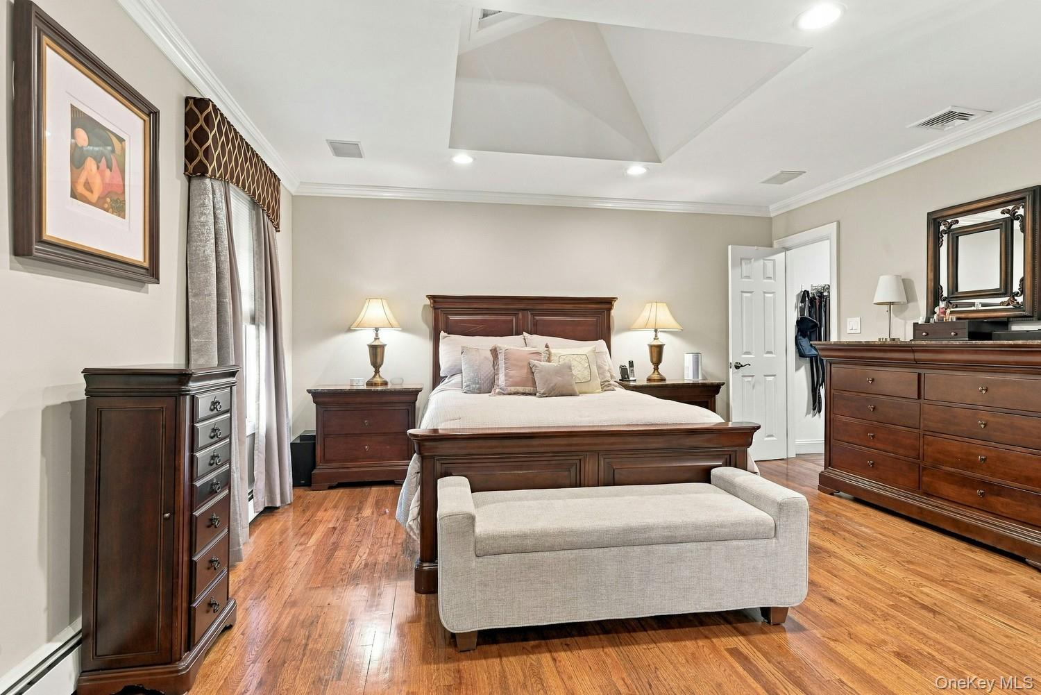 26 Astro Place – For Sale photo 20