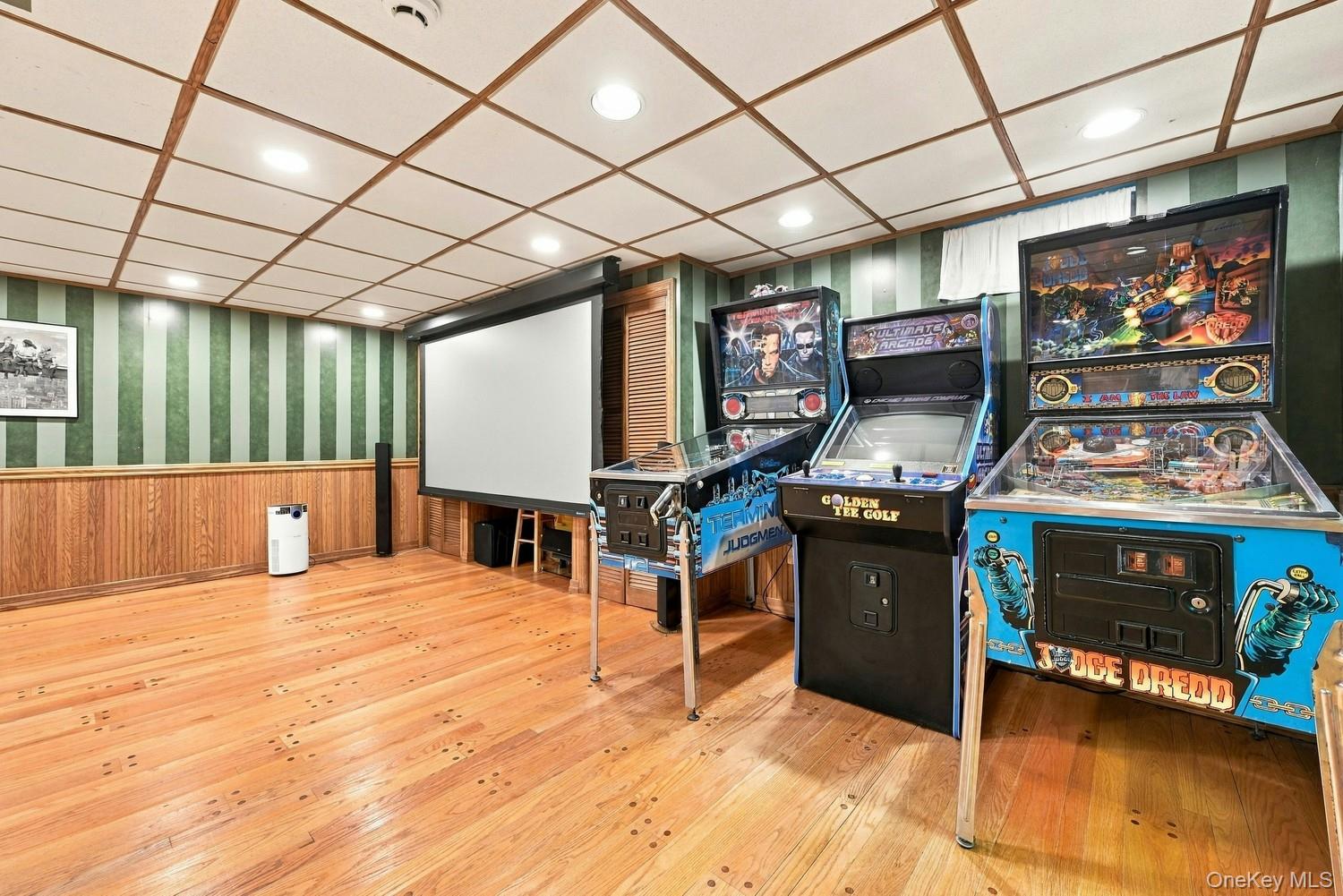 26 Astro Place – For Sale photo 31