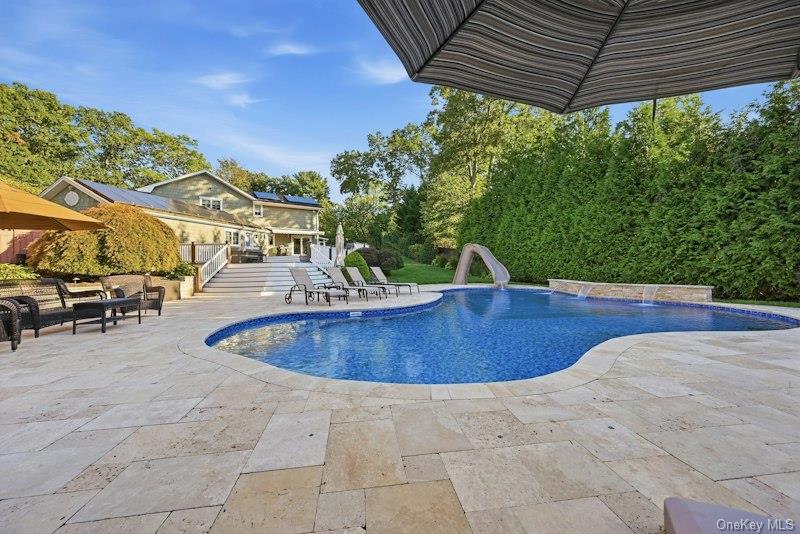 26 Astro Place – For Sale photo 38