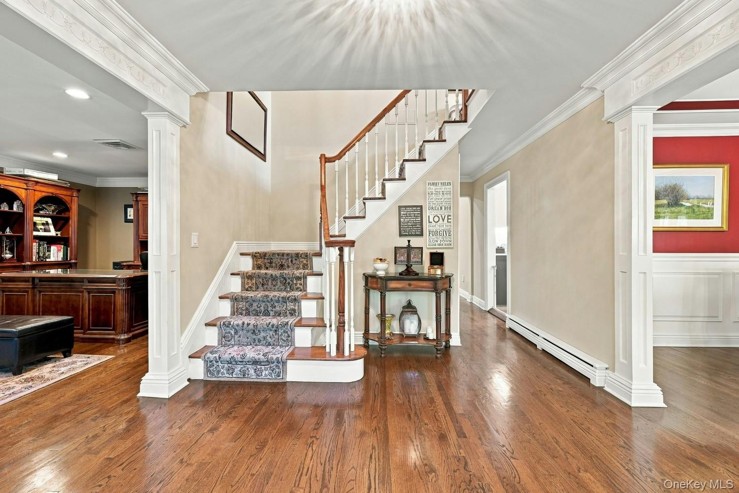 26 Astro Place – For Sale photo 3