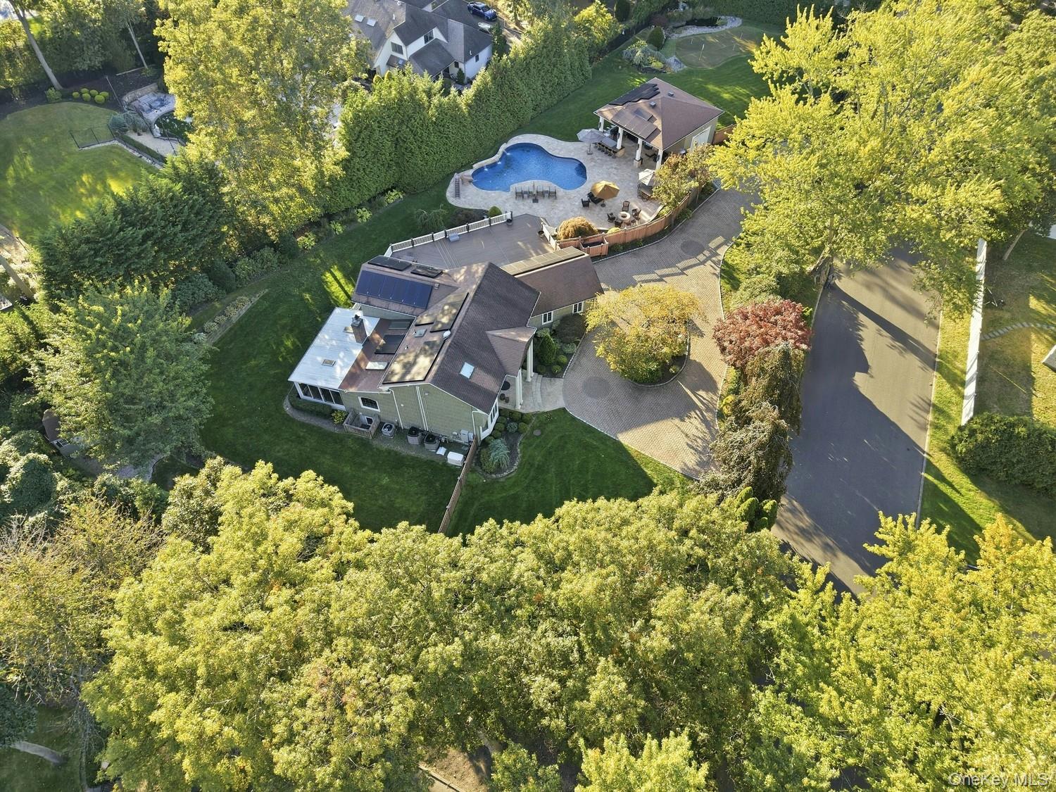 26 Astro Place – For Sale photo 46