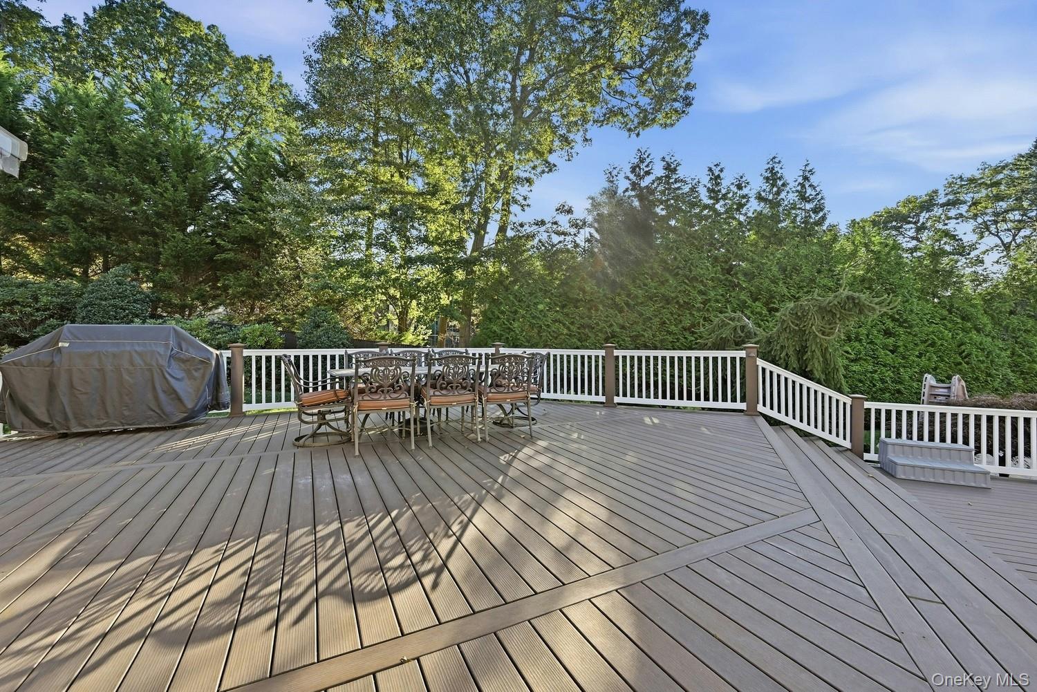 26 Astro Place – For Sale photo 42