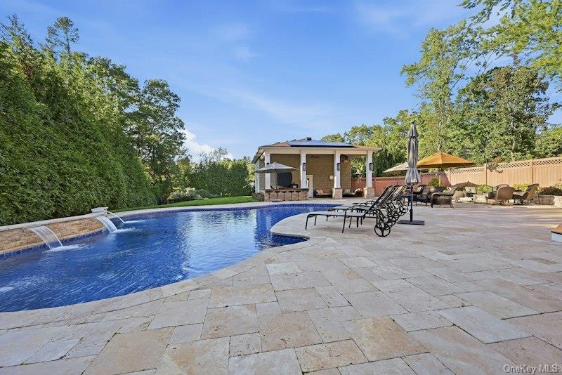 26 Astro Place – For Sale photo 36
