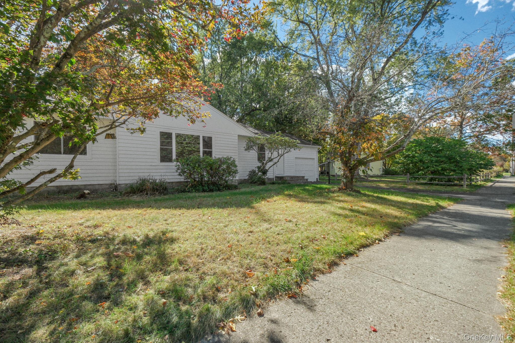 16 Knollwood Road – For Sale photo 27