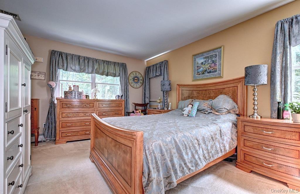 150 N Woods Drive – For Sale photo 14