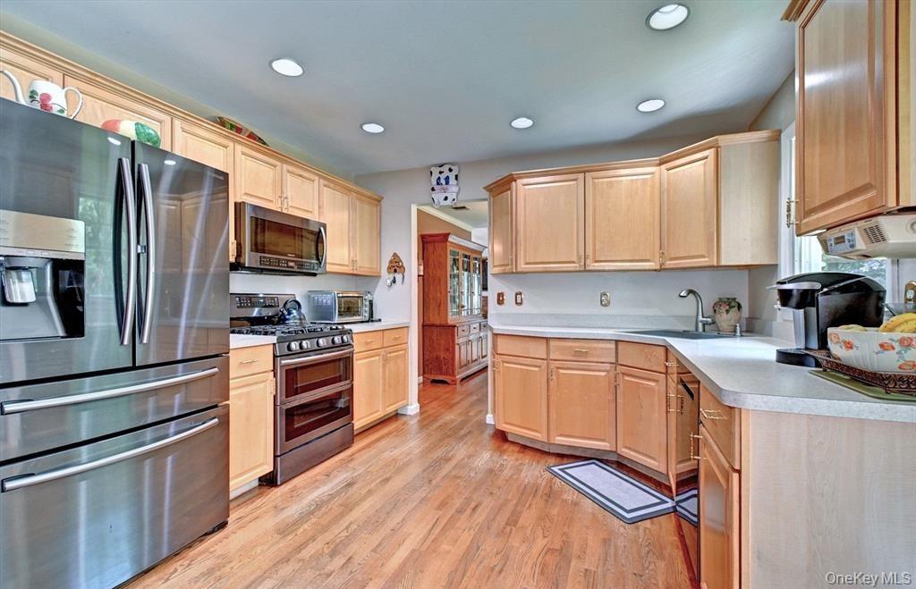 150 N Woods Drive – For Sale photo 12