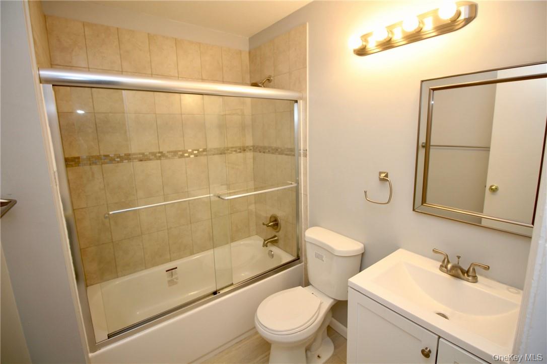 25 Lexington Hill, Unit 10 photo 11