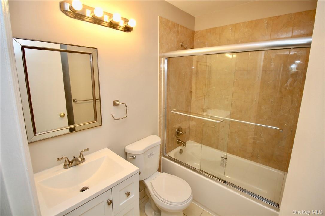 25 Lexington Hill, Unit 10 photo 8