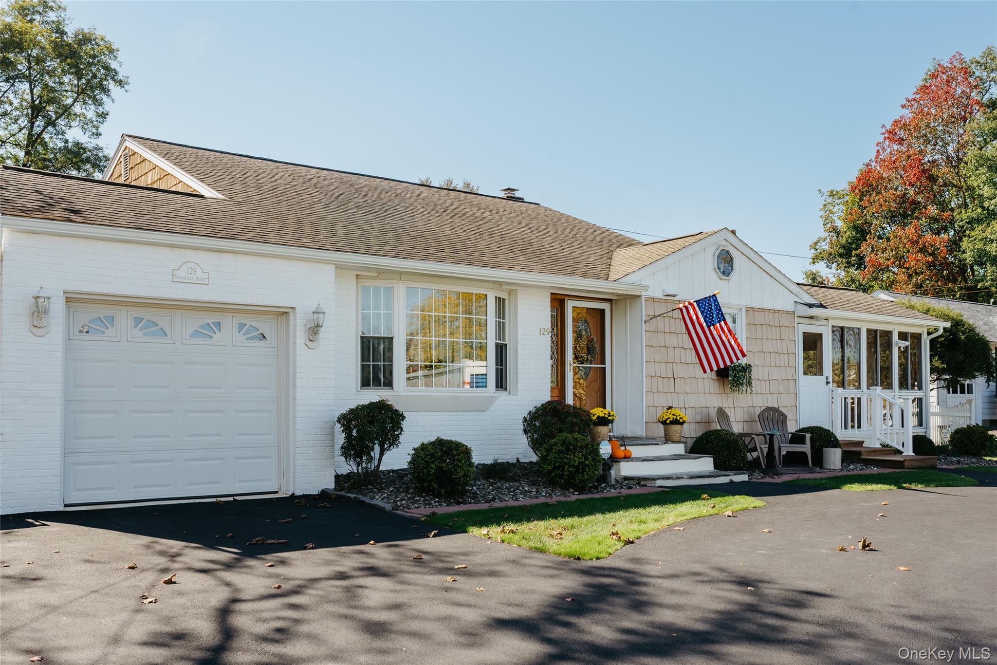 129 Southfield Street – For Sale photo 2