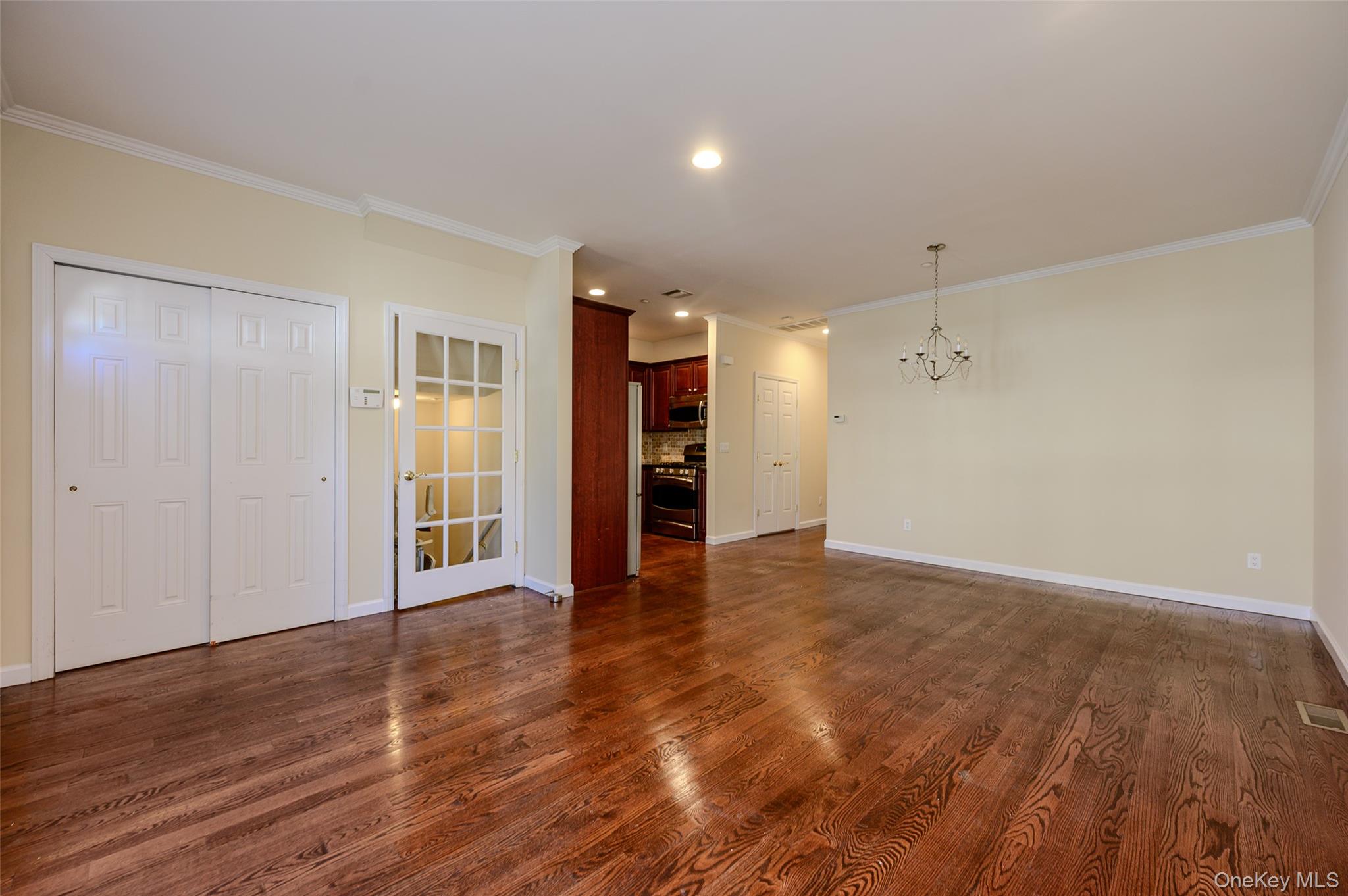 142 Spring Drive – For Sale photo 6