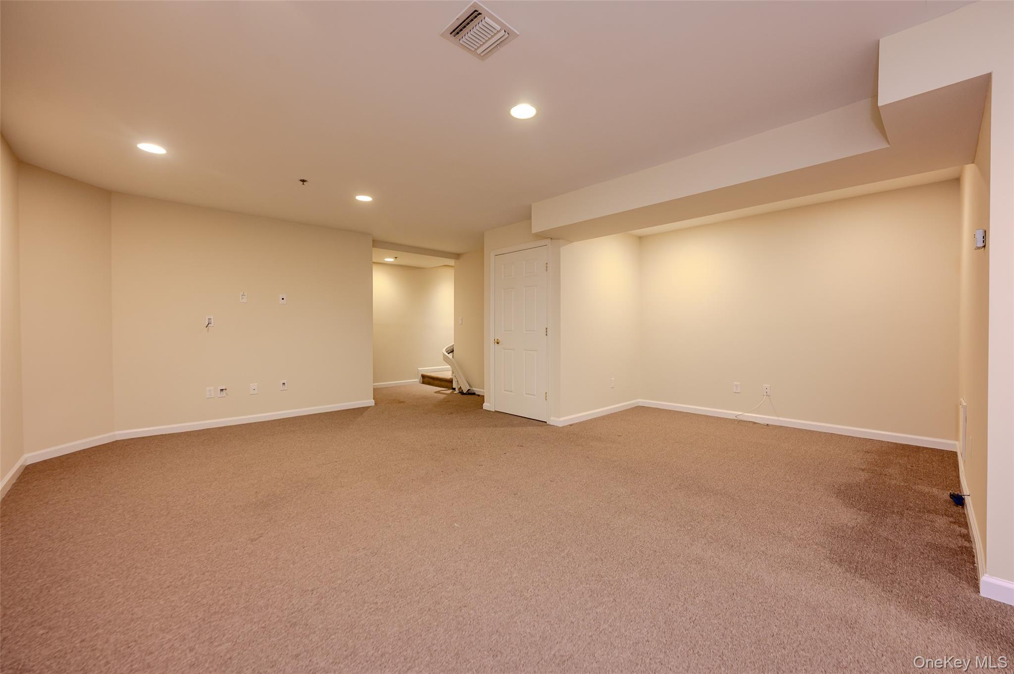 142 Spring Drive – For Sale photo 17