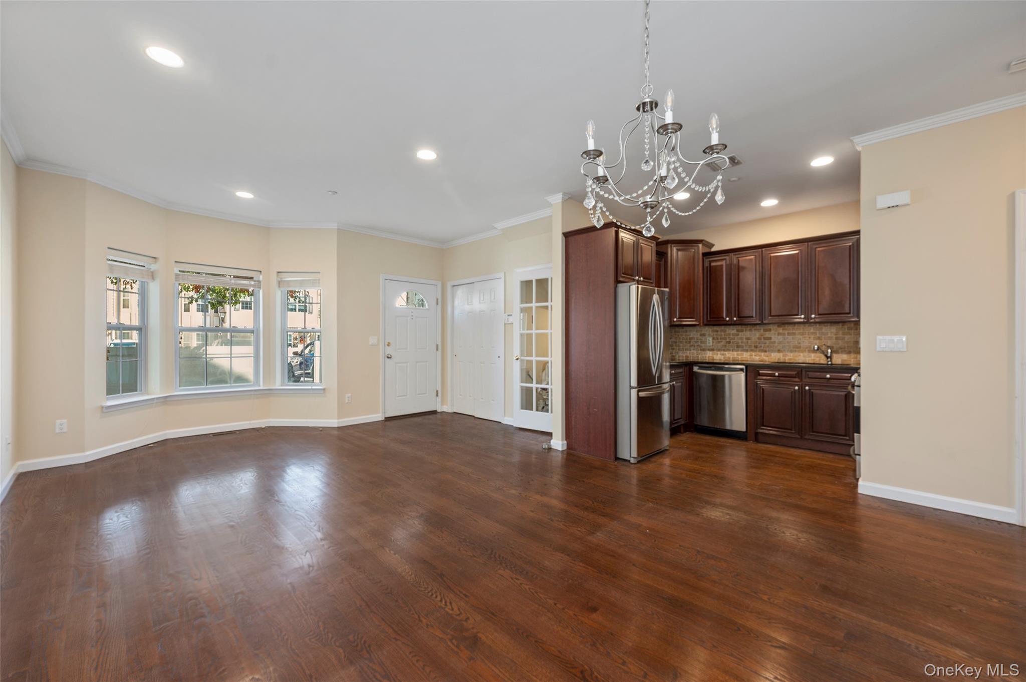 142 Spring Drive – For Sale photo 4