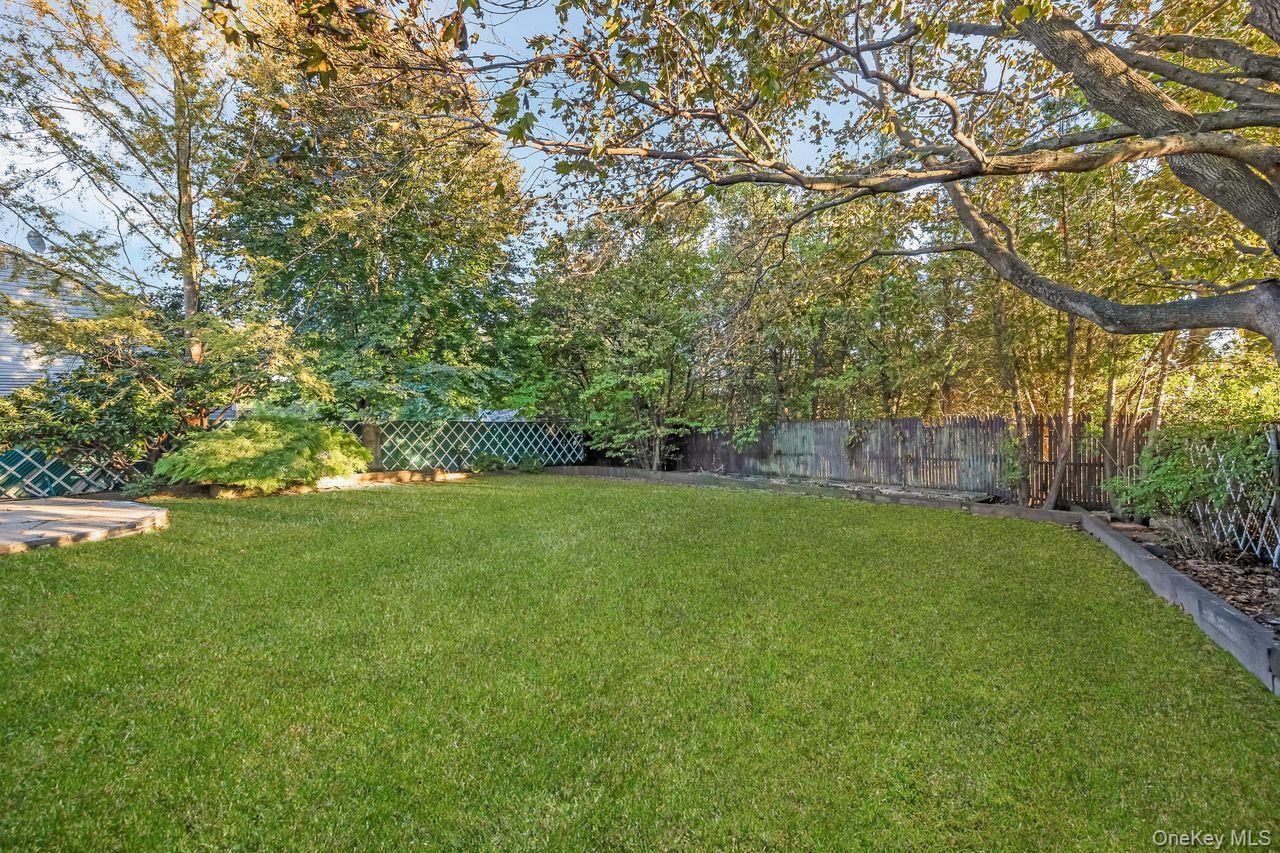 27 Clinton Lane – For Sale photo 18
