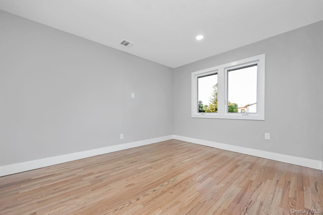 27 Clinton Lane – For Sale photo 13