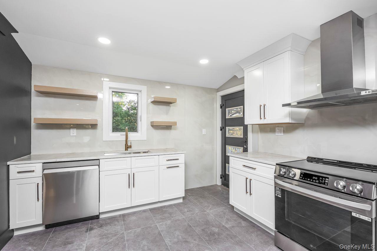 27 Clinton Lane – For Sale photo 5