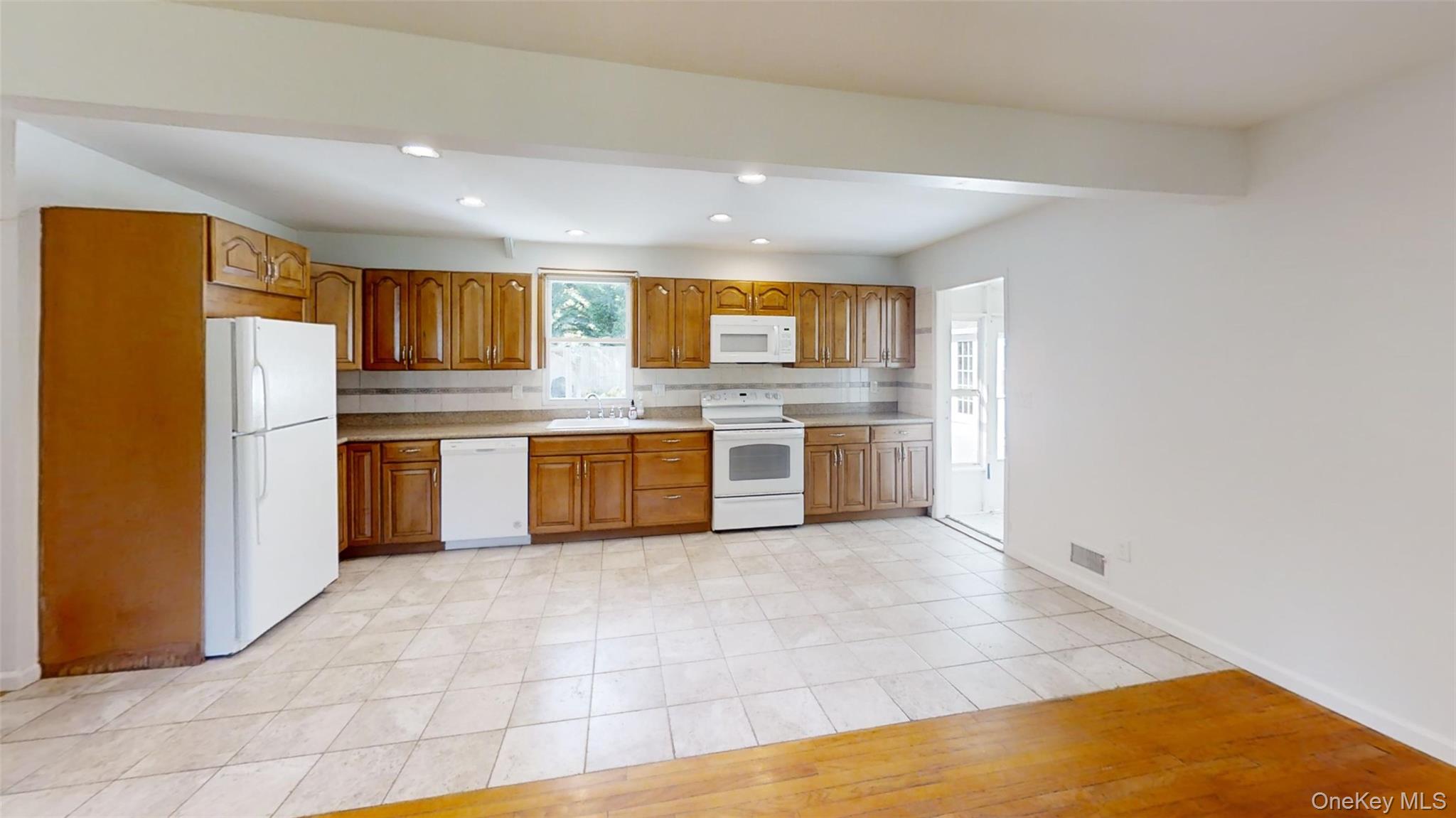 430 Grove Road – For Sale photo 7