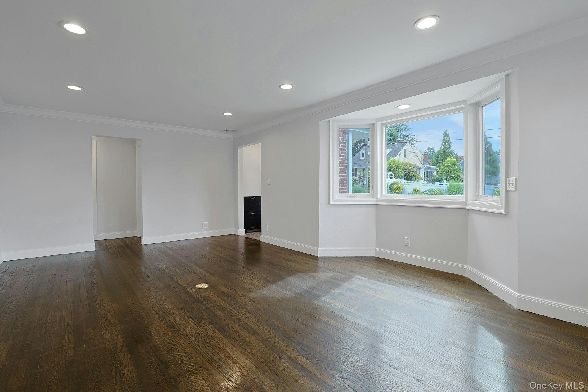 40 South Road – For Sale photo 3