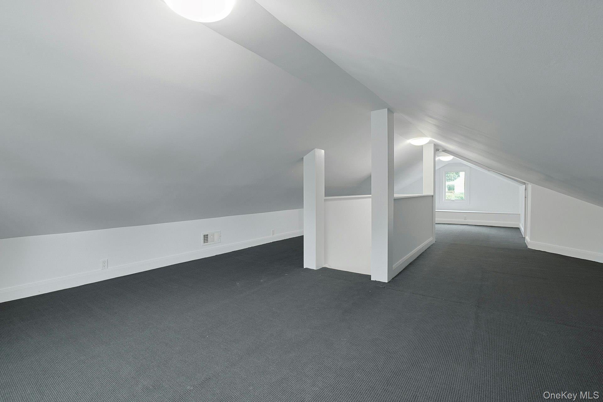 40 South Road – For Sale photo 15