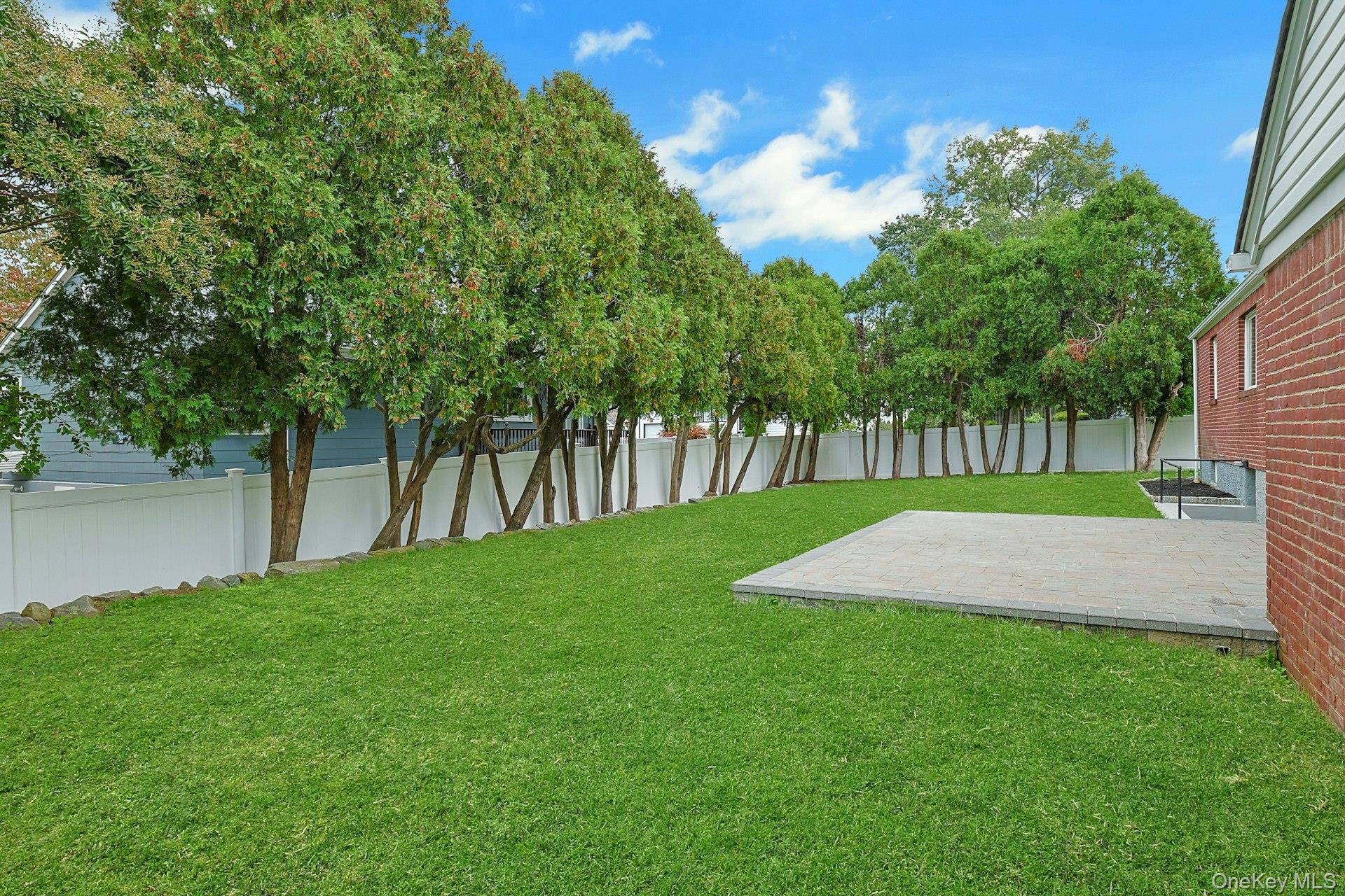 40 South Road – For Sale photo 27