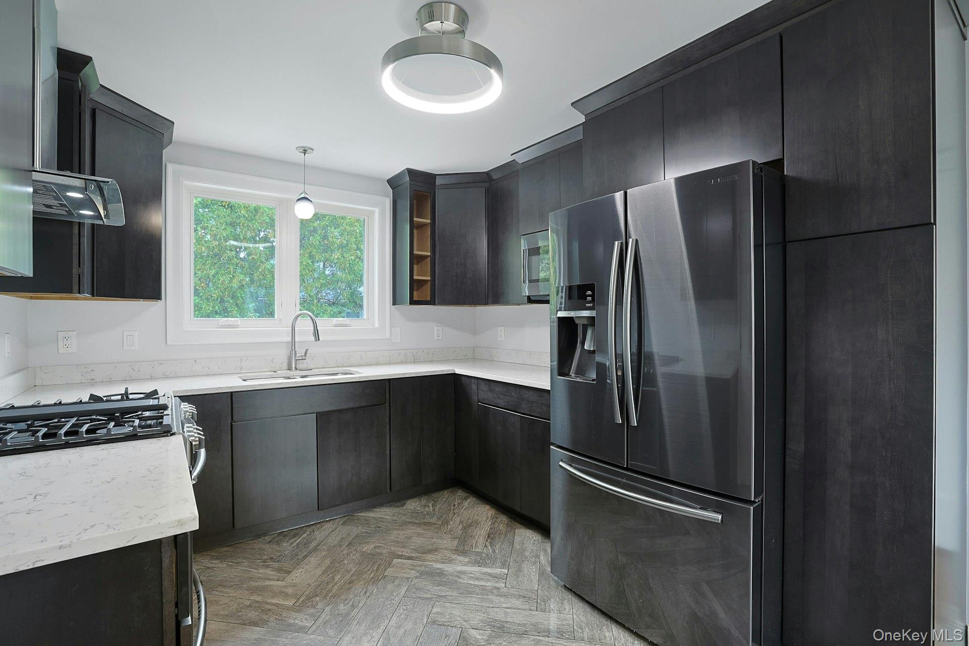 40 South Road – For Sale photo 5