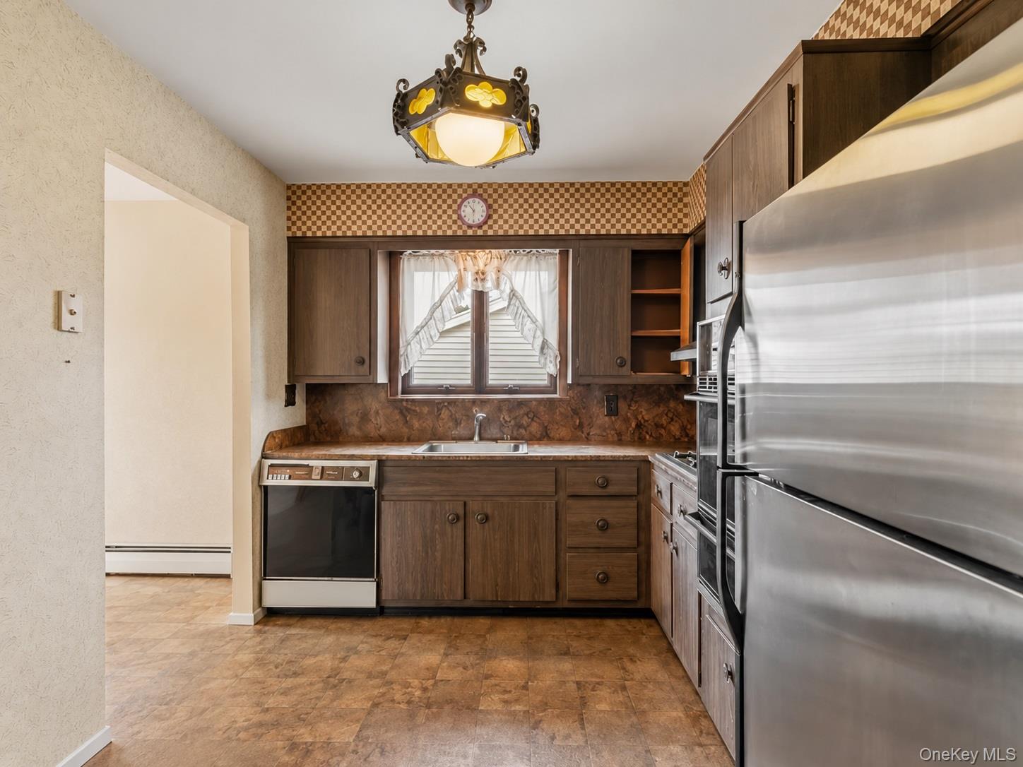 3192 Hatting Place – For Sale photo 16
