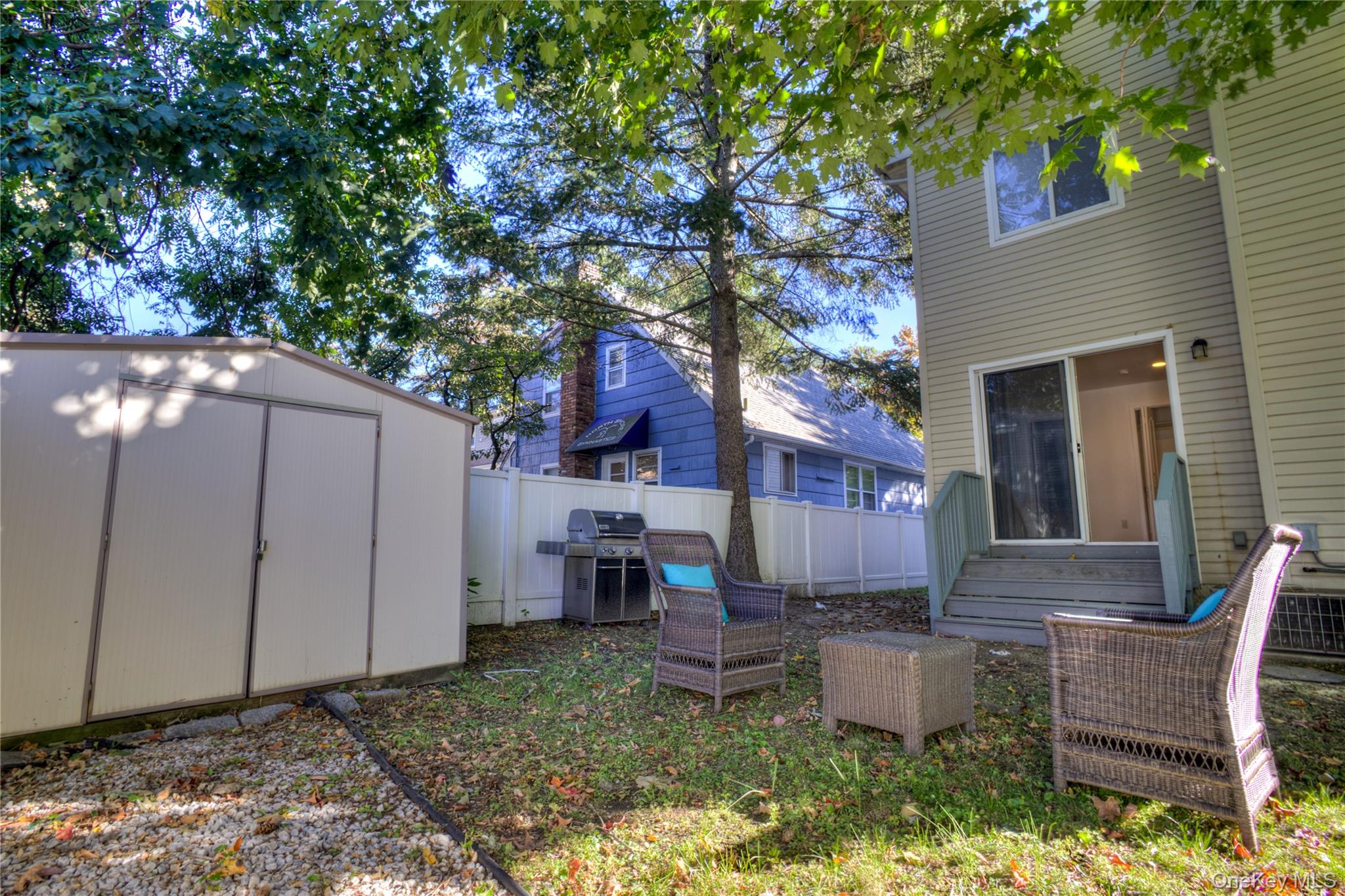 57 Dunwood Road, Unit A photo 23