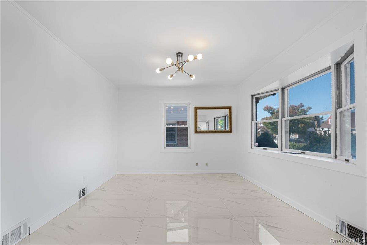 5 Edward Avenue – For Sale photo 3