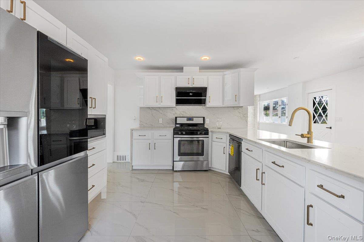5 Edward Avenue – For Sale photo 11