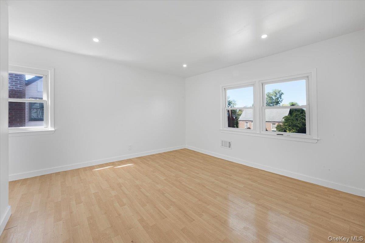 5 Edward Avenue – For Sale photo 13