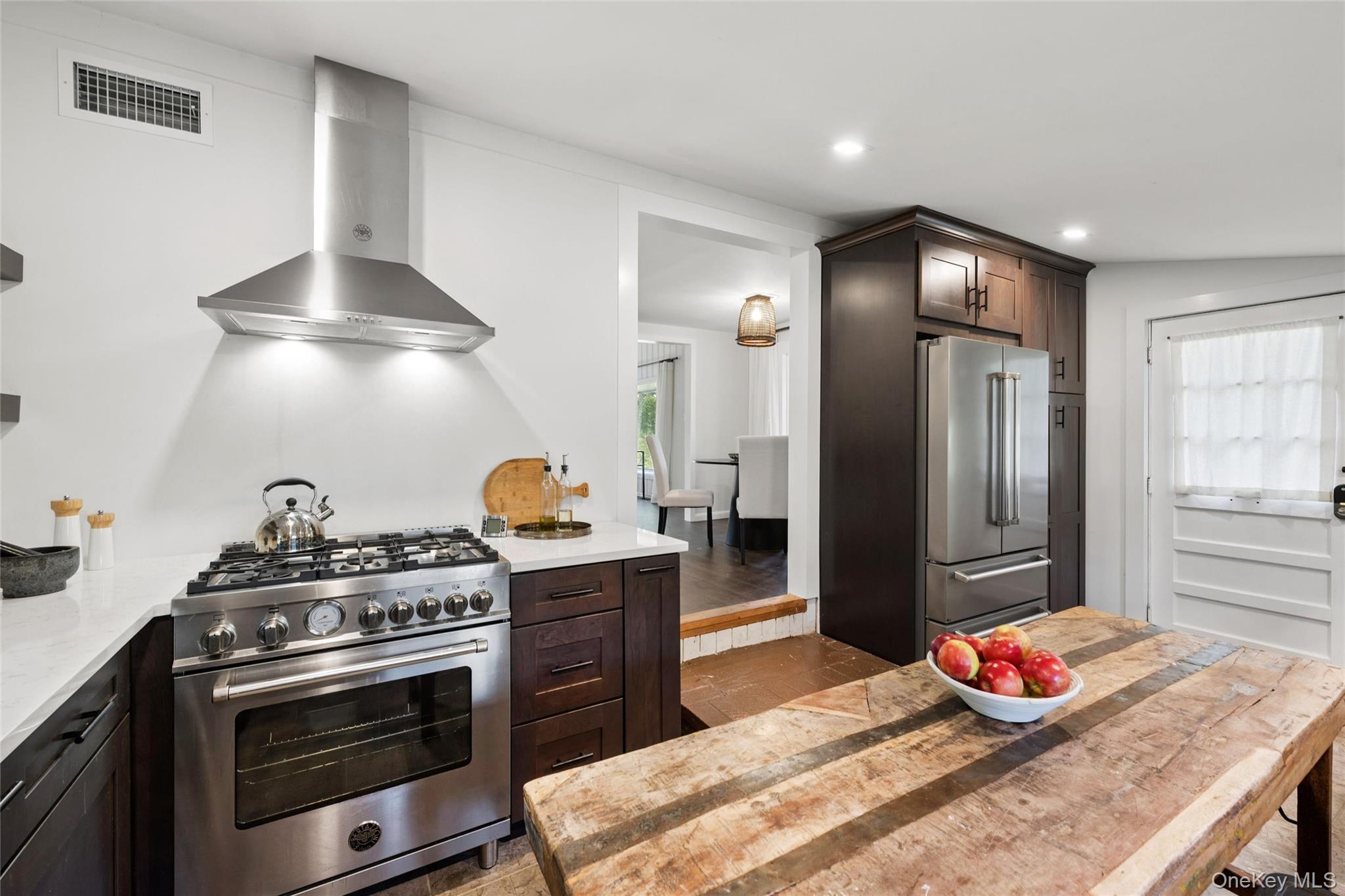 27 Ocean Avenue – For Sale photo 5