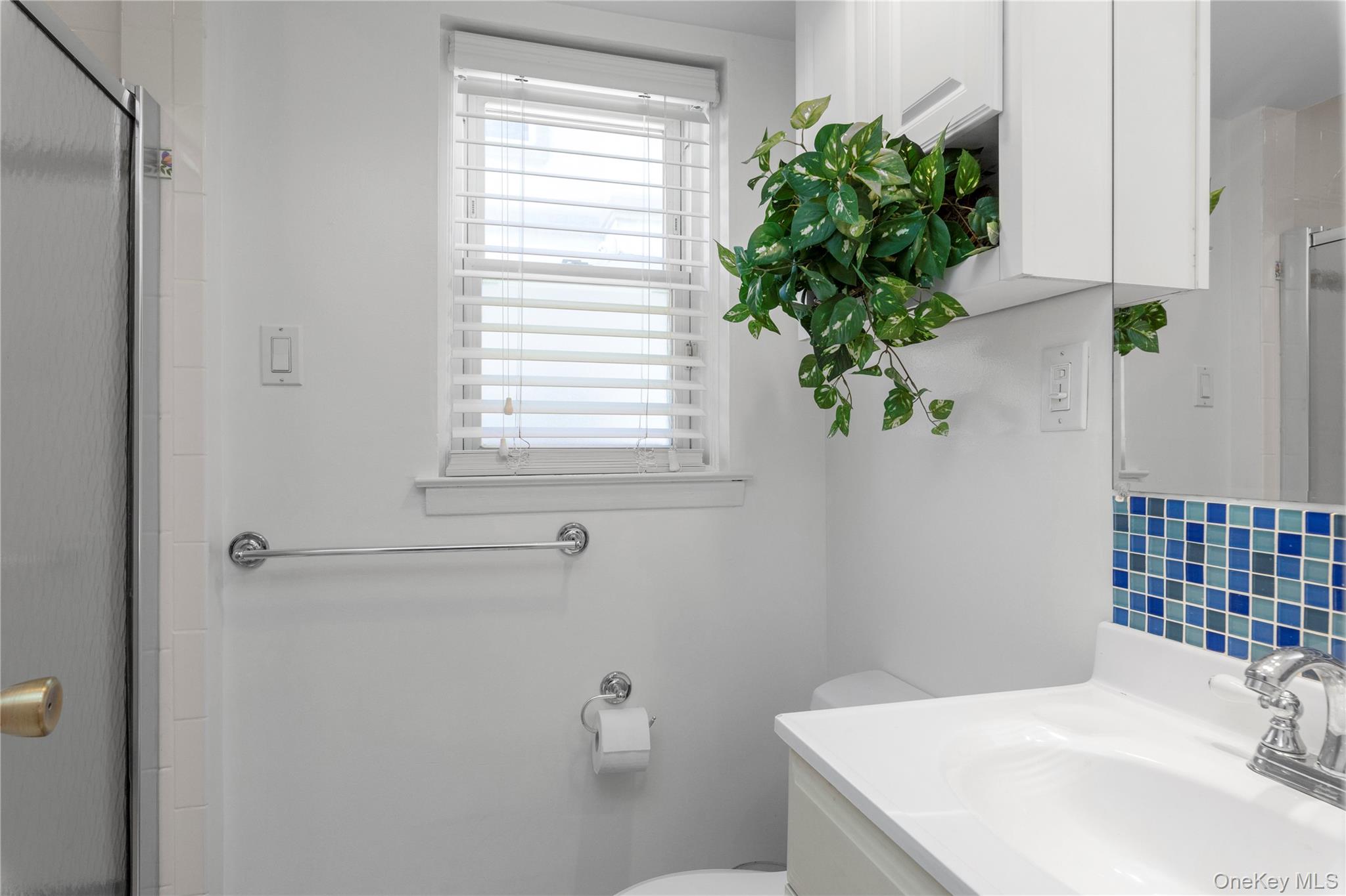 141-79 11th Avenue – For Sale photo 18