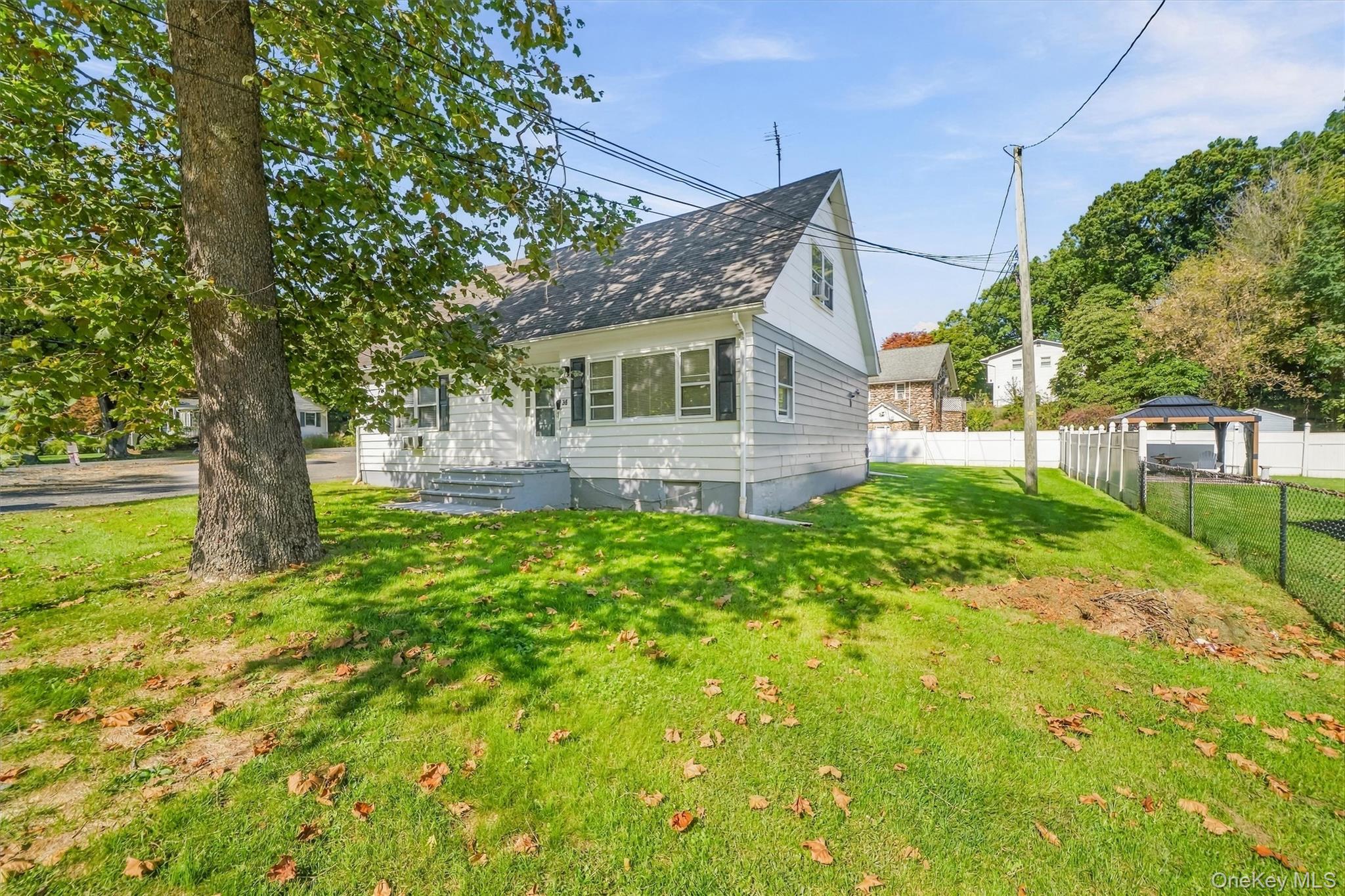 36 Suffern Lane – For Sale photo 9