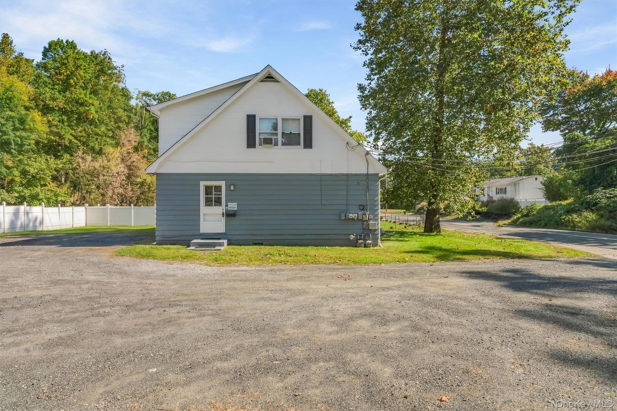 36 Suffern Lane – For Sale photo 11