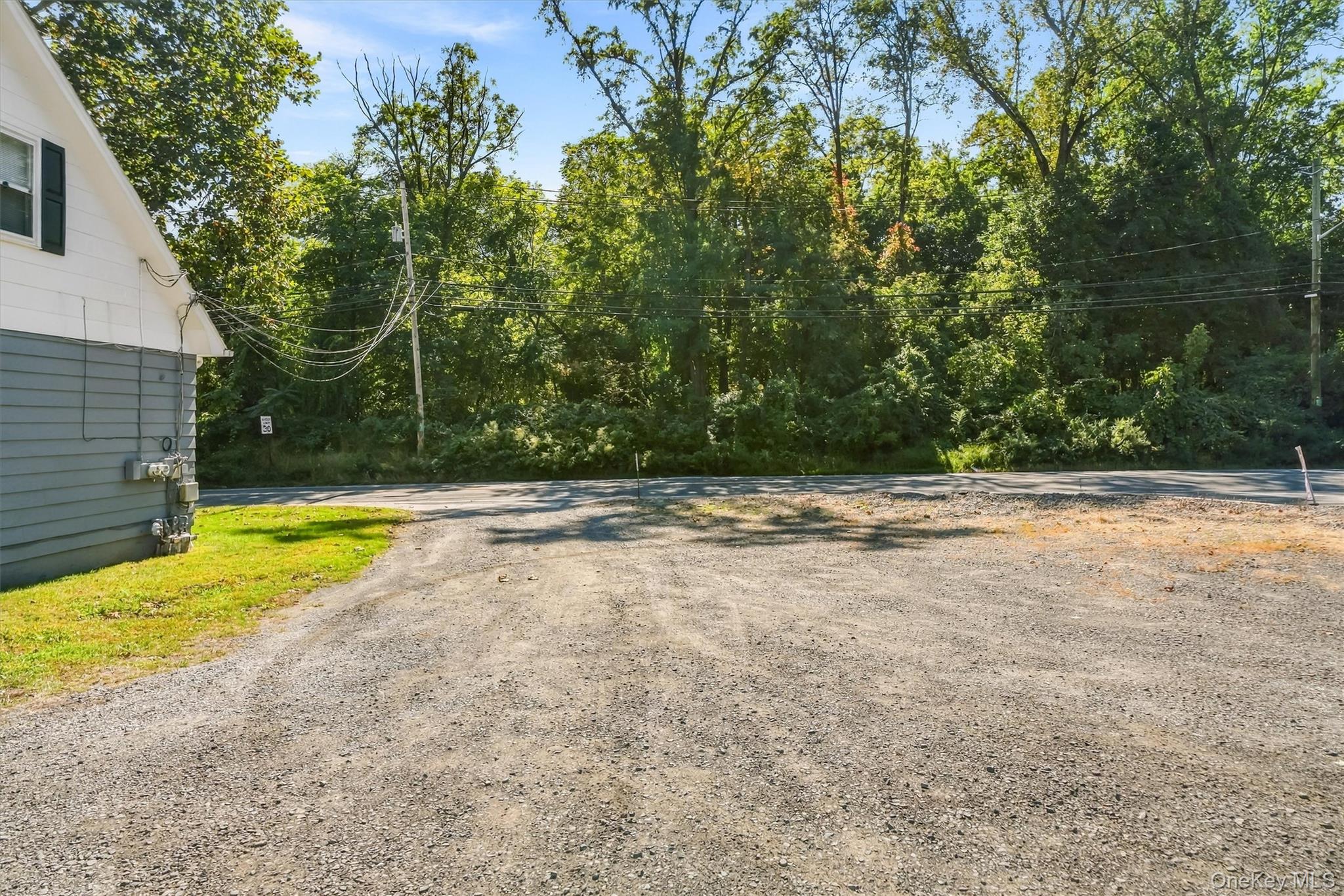 36 Suffern Lane – For Sale photo 12