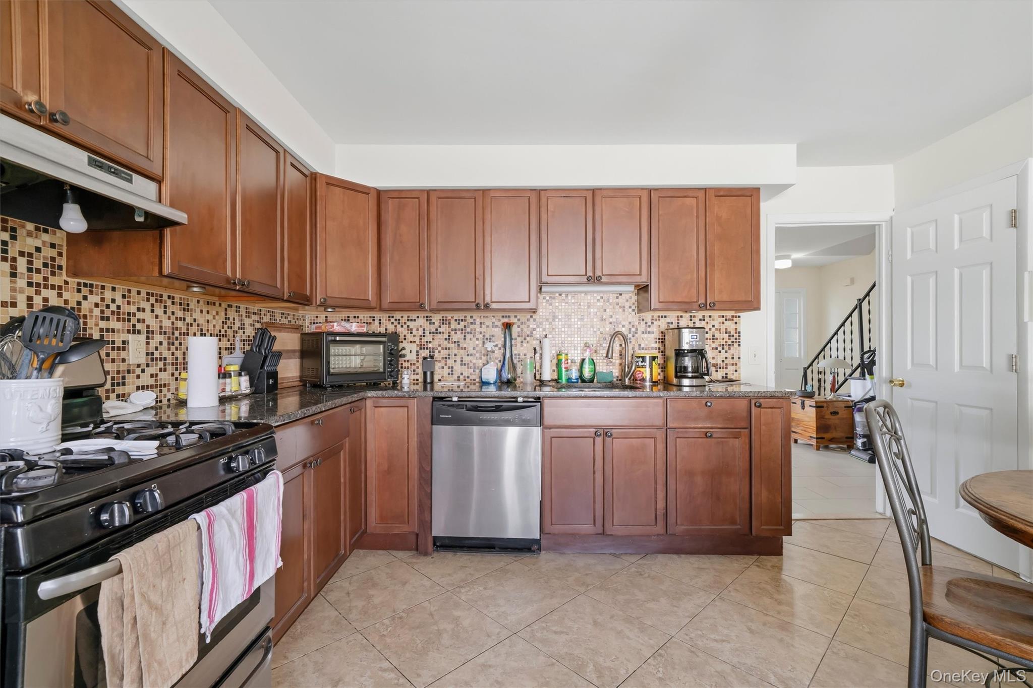 36 Suffern Lane – For Sale photo 25