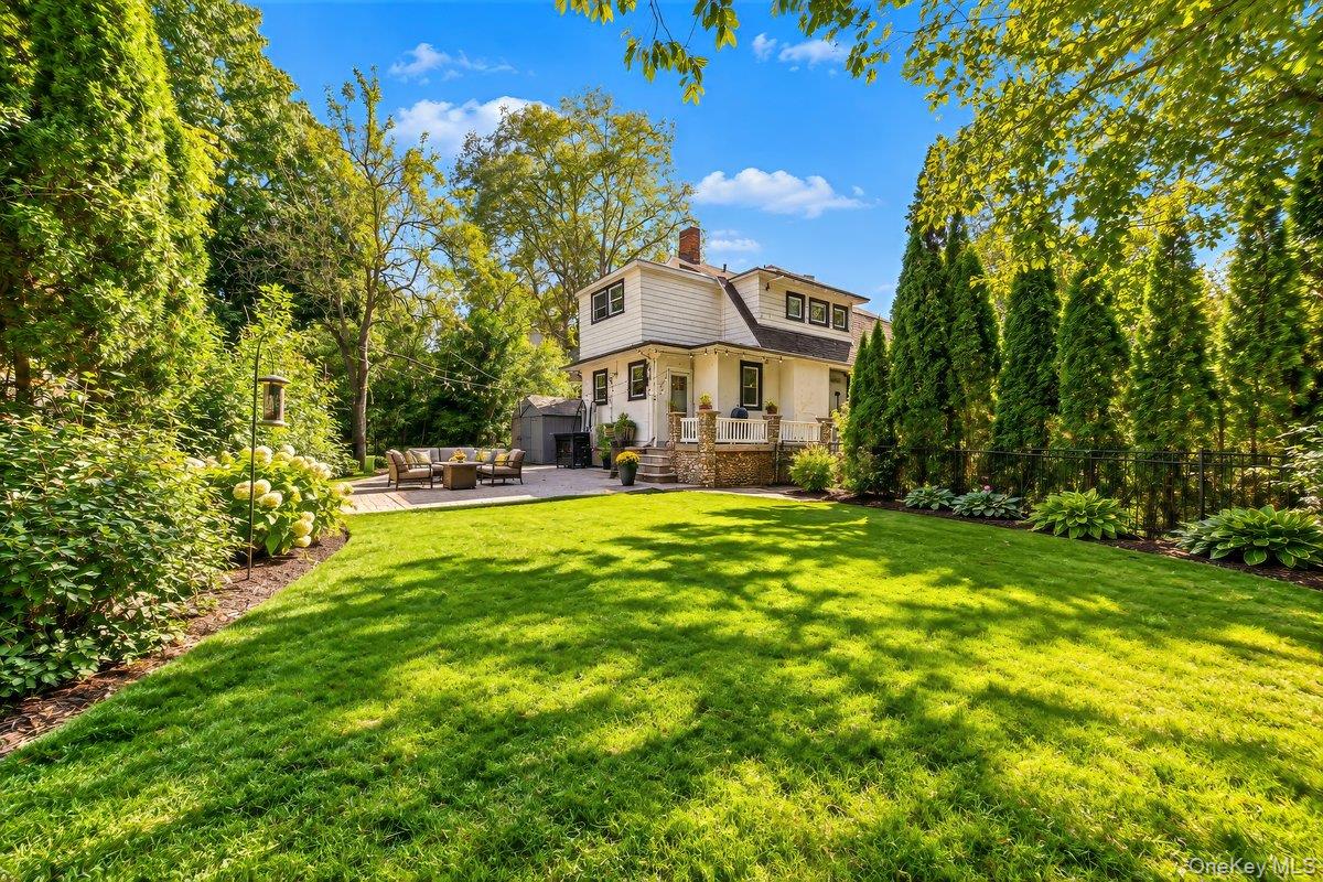 737 Bradley Street – For Sale photo 28