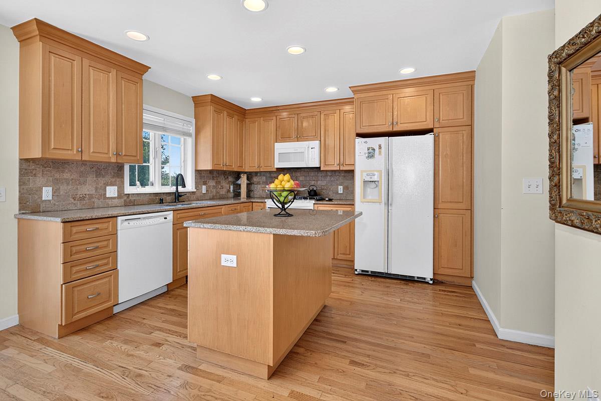 41 Mount Morris Avenue – For Sale photo 13