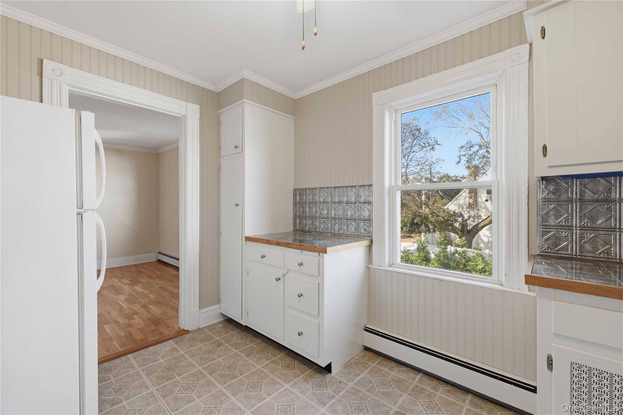 170 Old East Neck Road – For Rent photo 10